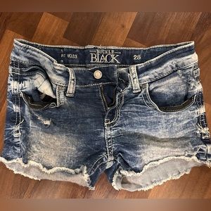Buckle shorts